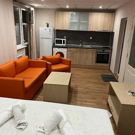 Eli Apartment *